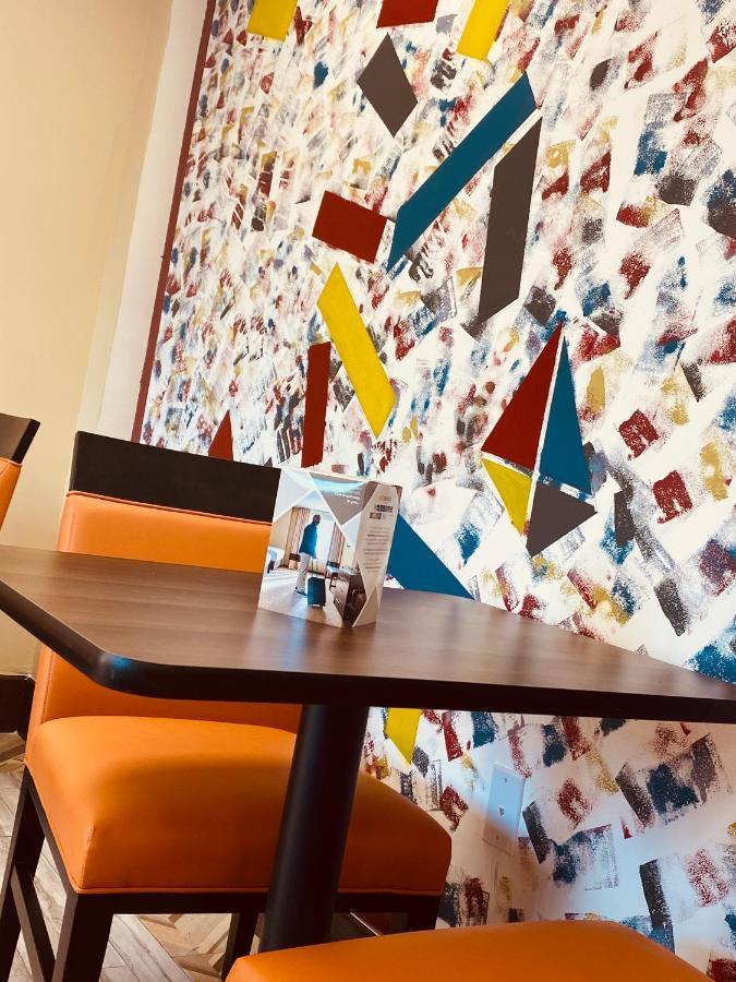 Surface Inn Brooklyn ニューヨーク エクステリア 写真