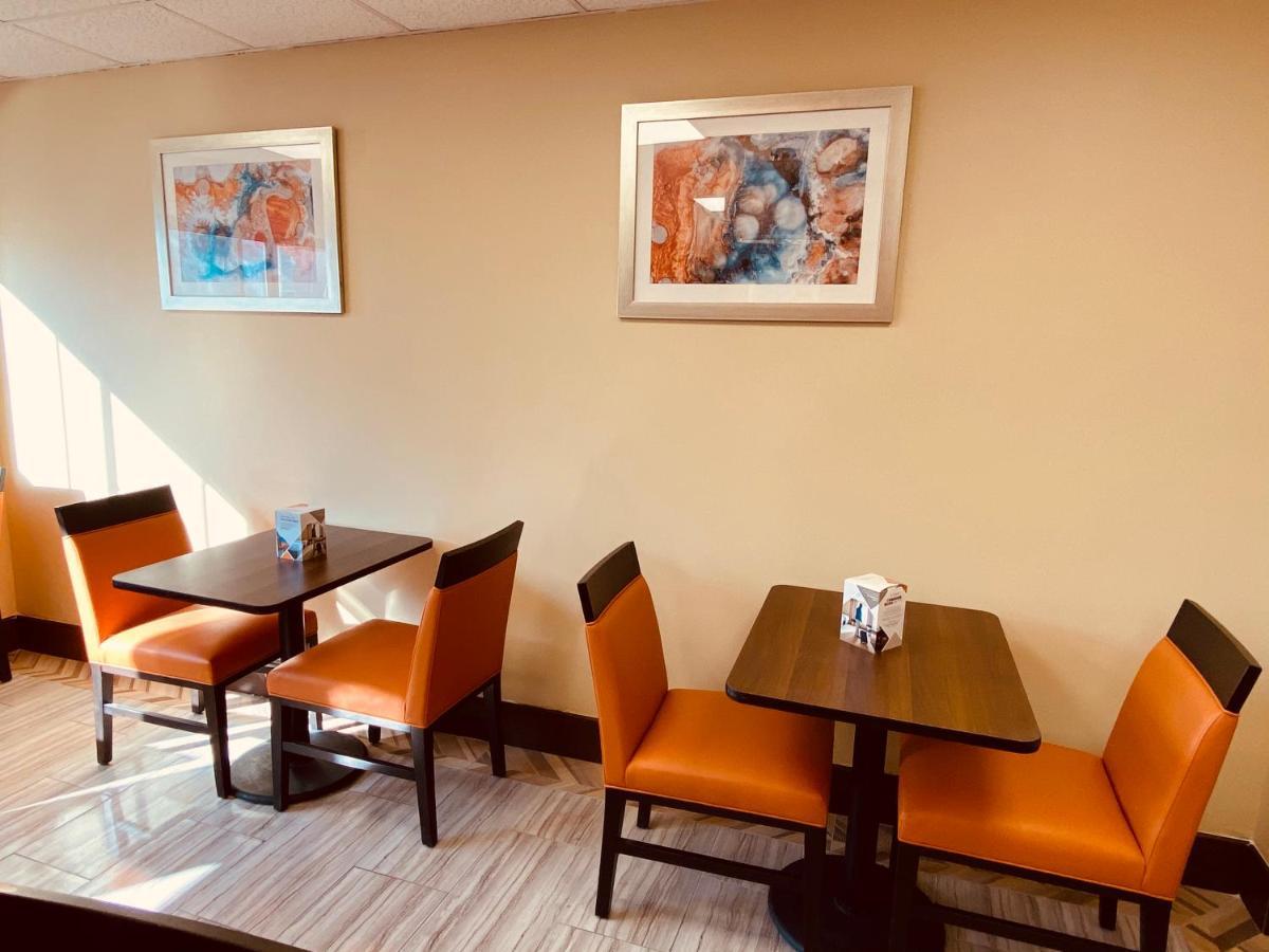 Surface Inn Brooklyn ニューヨーク エクステリア 写真