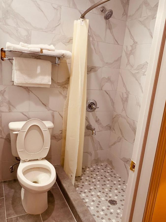 Surface Inn Brooklyn ニューヨーク エクステリア 写真