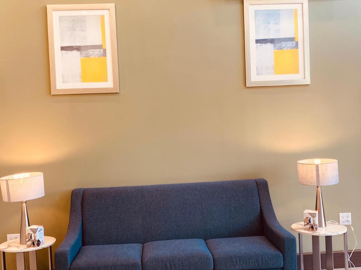 Surface Inn Brooklyn ニューヨーク エクステリア 写真