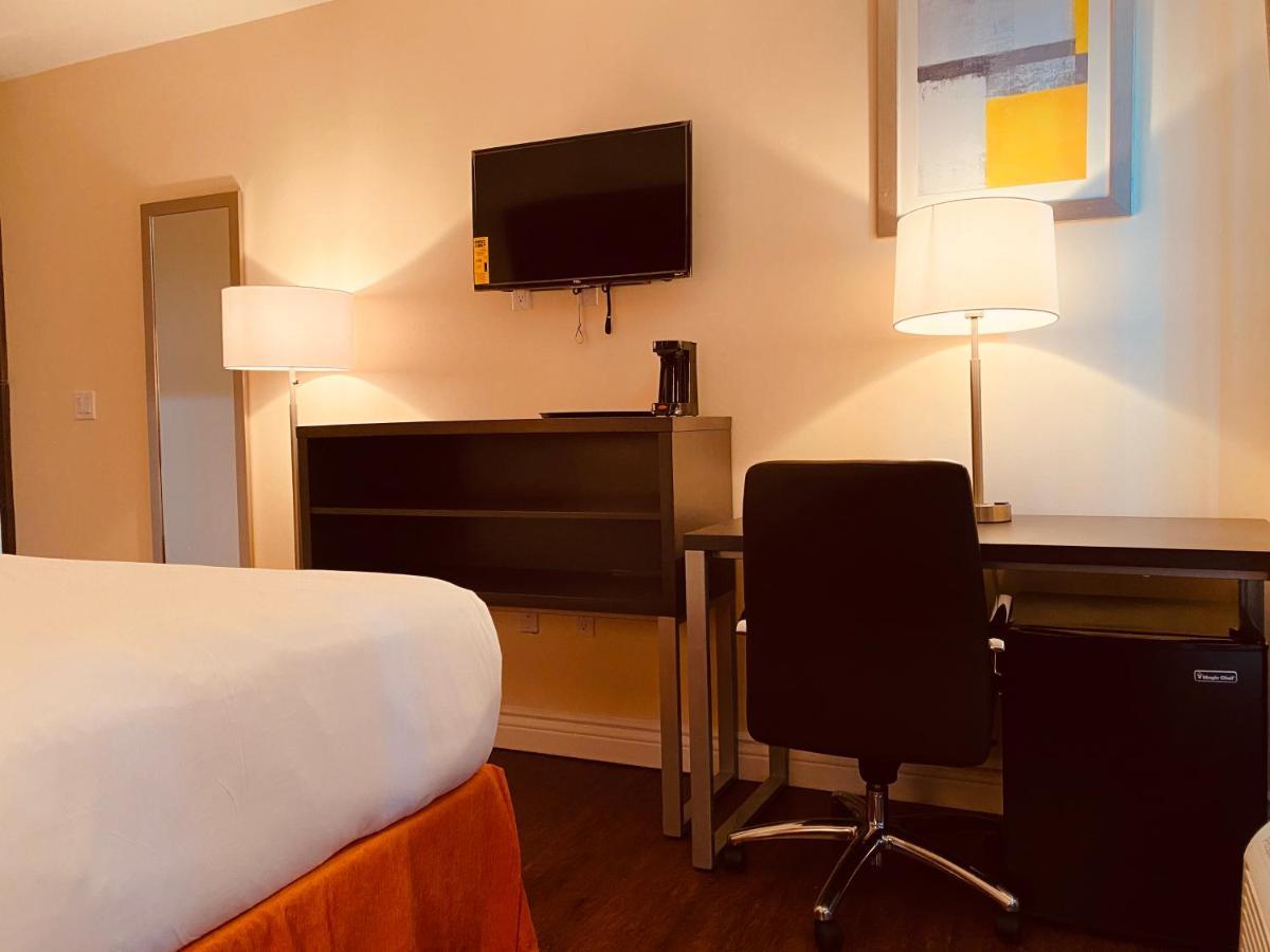 Surface Inn Brooklyn ニューヨーク エクステリア 写真