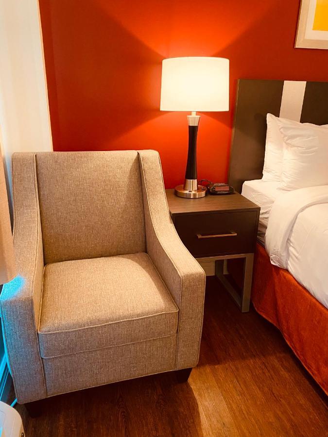 Surface Inn Brooklyn ニューヨーク エクステリア 写真
